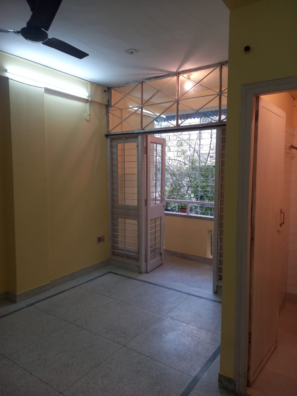 Lake Gardens,Deodhar Rahaman Road,1500sqft,3BHK Rent (OA426)