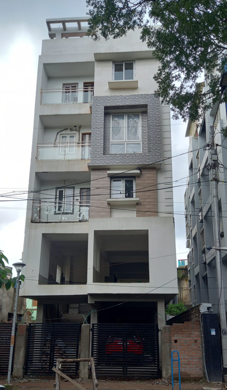 Bhowanipore,Harish Mukherjee Road,2100sqft Commercial Independent Floor (PA280)