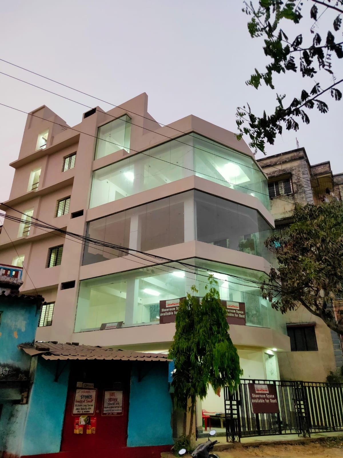 Joka,James Long Sarani,Riddhi Siddhi Center,Area Rent (BA201)